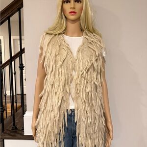 Anthropologie Mcginn Lupita Fringe Vest in Cream